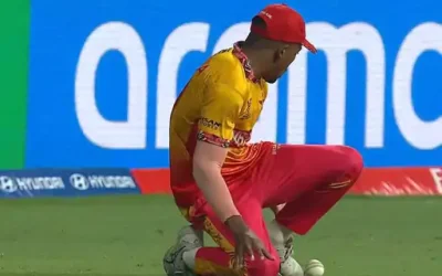 टी-20 वर्ल्डकप मैच में सबसे ज्यादा छक्कों का रिकॉर्ड बना:पॉवेल ने सिकंदर रजा का माथा चूमा, हेटमायर ने 108 मीटर का सिक्स लगाया